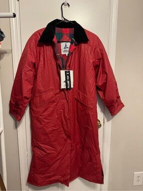 Misty Harbor Red Jacket Size PM